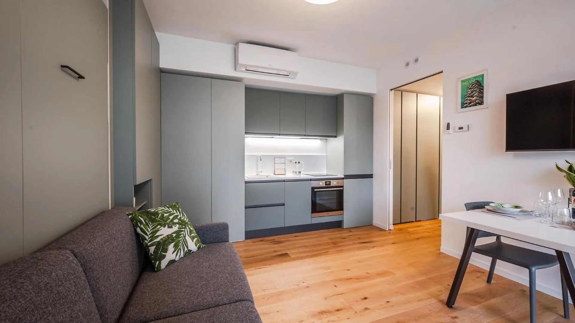 Navigli Cozy Design Studio With Balcony Milan